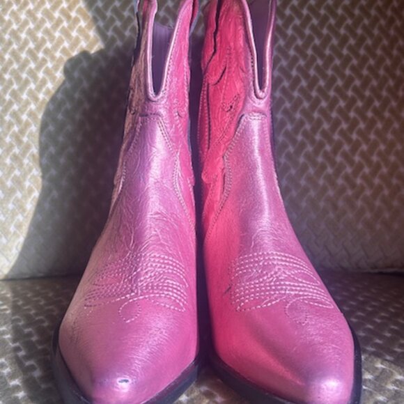 Free People Way Out West Pink Metallic Leather Cushion Ankle Cowboy Boots NEW 7 - Picture 2 of 16